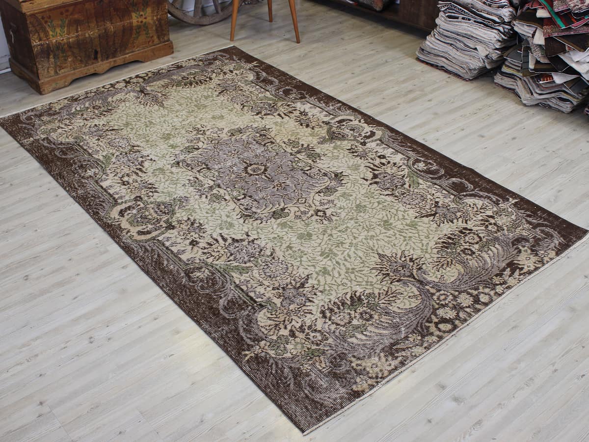 Vintage Handmade Wool Rug, vintage rug, Handmade, hand-knotted wool & silk, size 159 × 261 cm, from Gördes