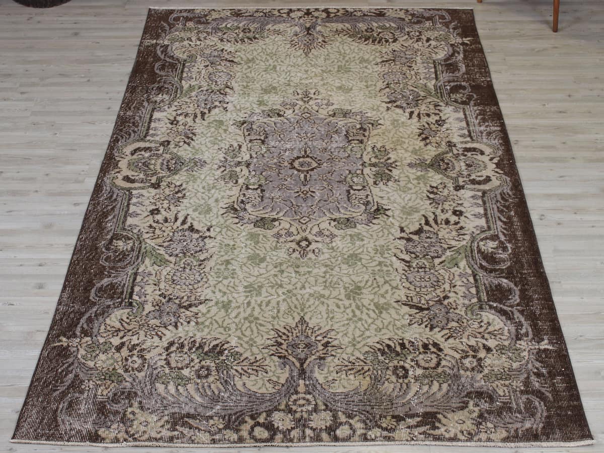 Vintage Handmade Wool Rug — detail view 5, handmade vintage rug