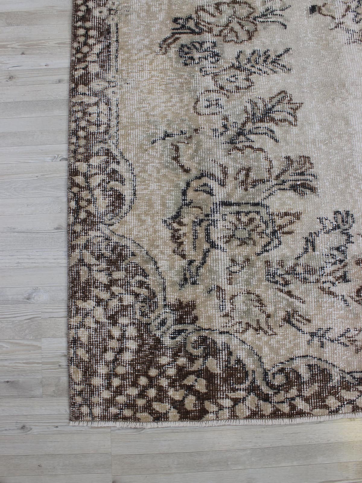 Vintage Handmade Wool Rug — detail view 3, handmade vintage rug