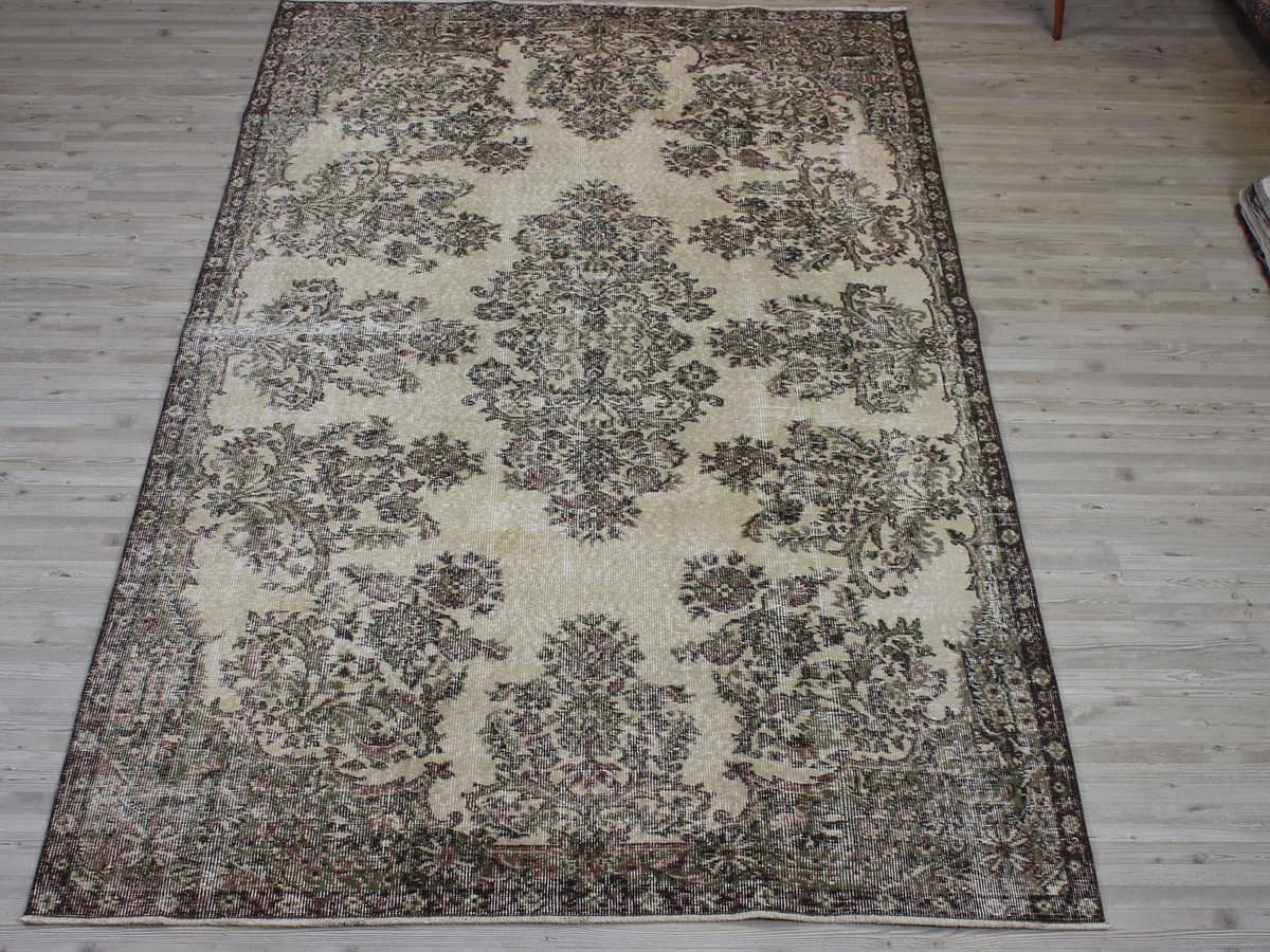 Distressed Vintage Handmade Rug — detail view 5, handmade vintage rug