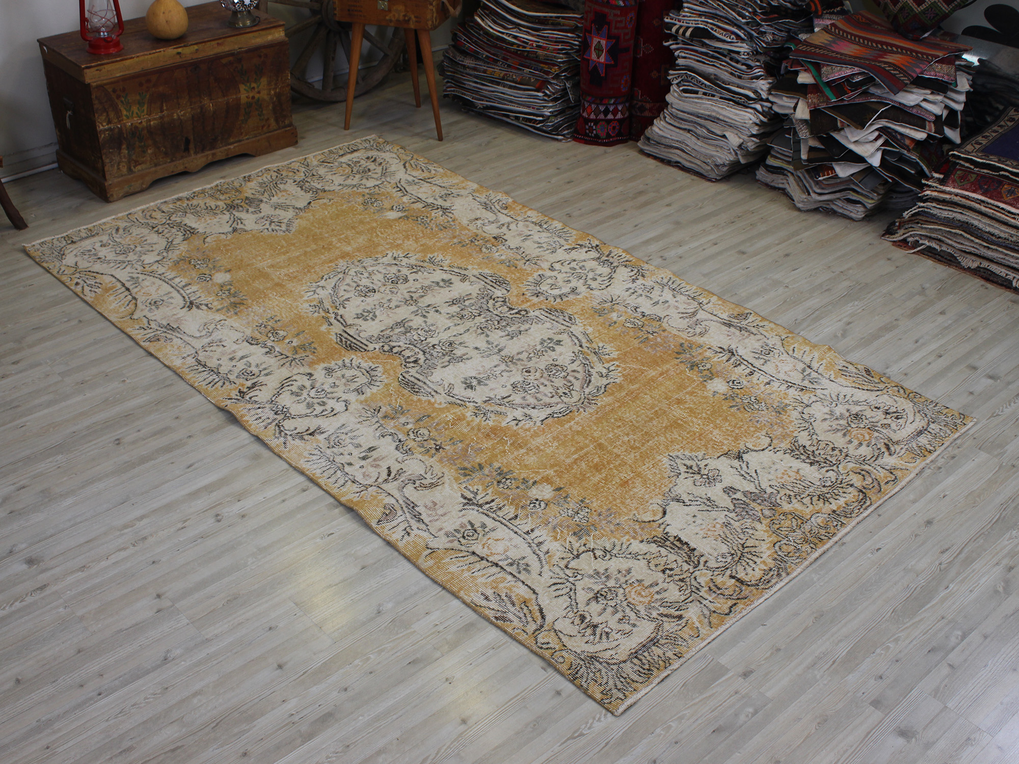Vintage-Style Wool Rug, vintage rug, Handmade, hand-knotted cotton, size 162 × 291 cm, from Antalya