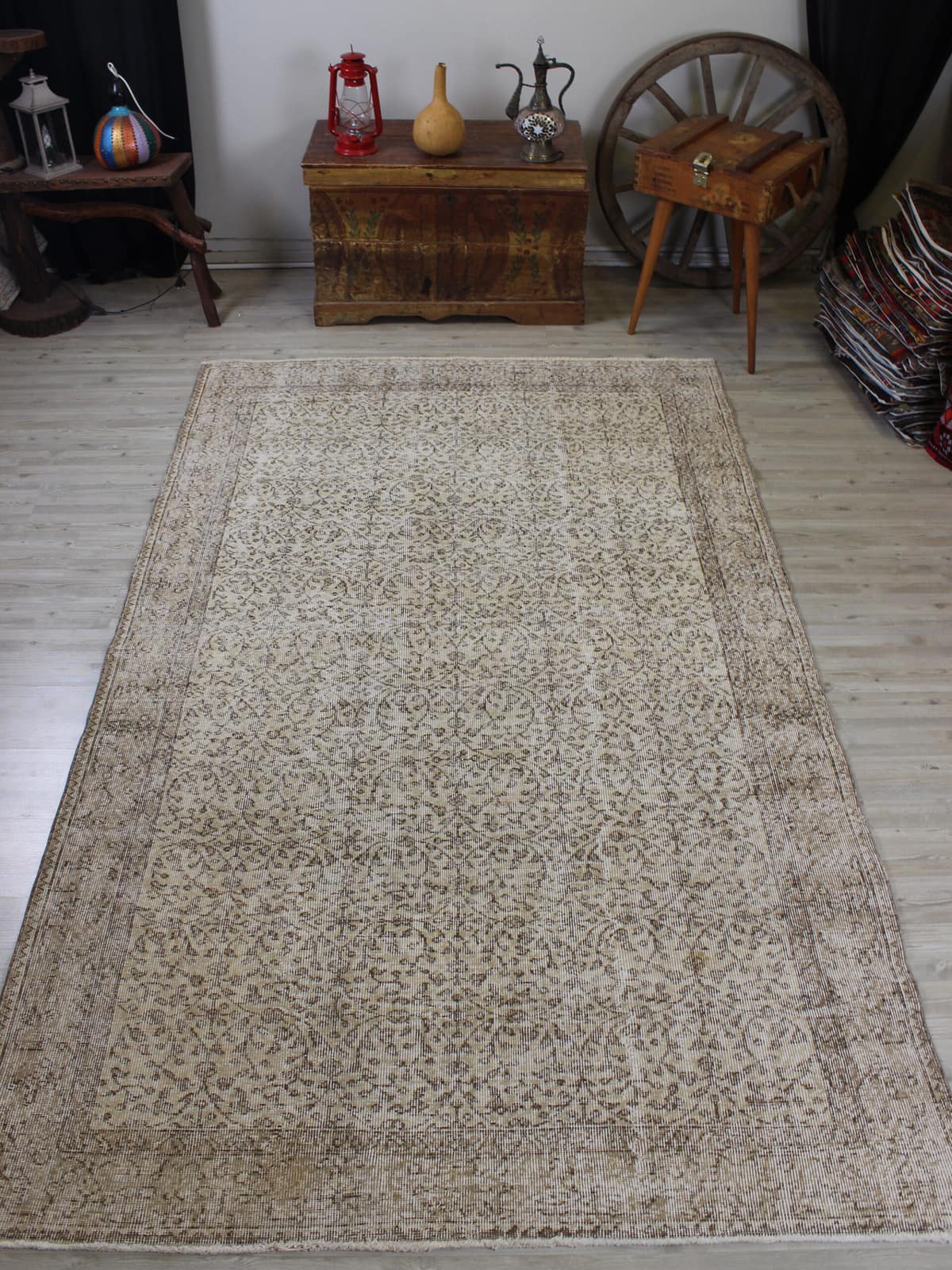 Vintage Handmade Rug — detail view 5, handmade vintage rug