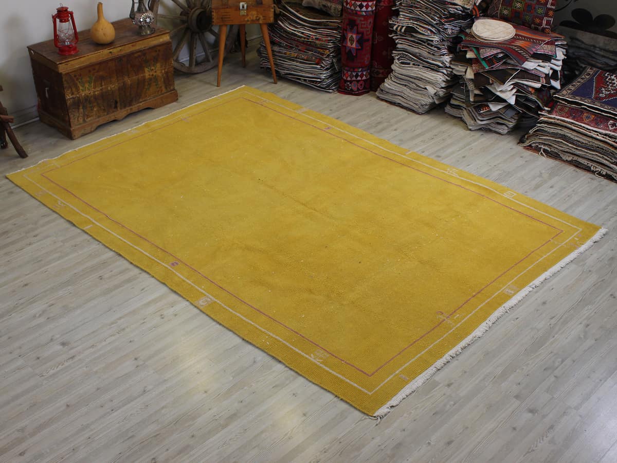 Distressed Hand-Woven Wool Rug, Vintage, vintage rug, Handmade, hand-knotted silk, size 200 × 289 cm, from Kayseri