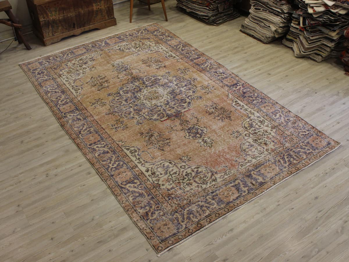 Handmade Wool Rug, Vintage, vintage rug, Handmade, hand-knotted wool, cotton & silk, size 165 × 270 cm, from Cappadocia