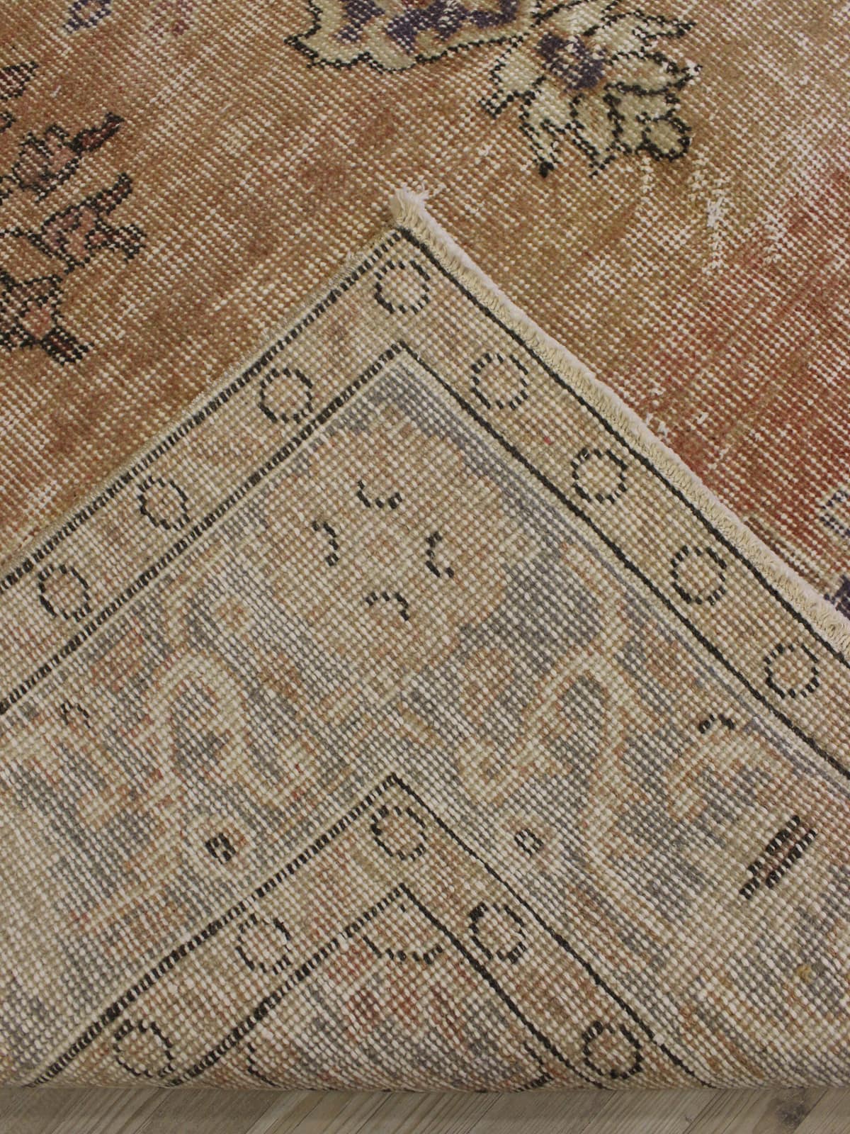 Handmade Wool Rug, Vintage — detail view 3, handmade vintage rug