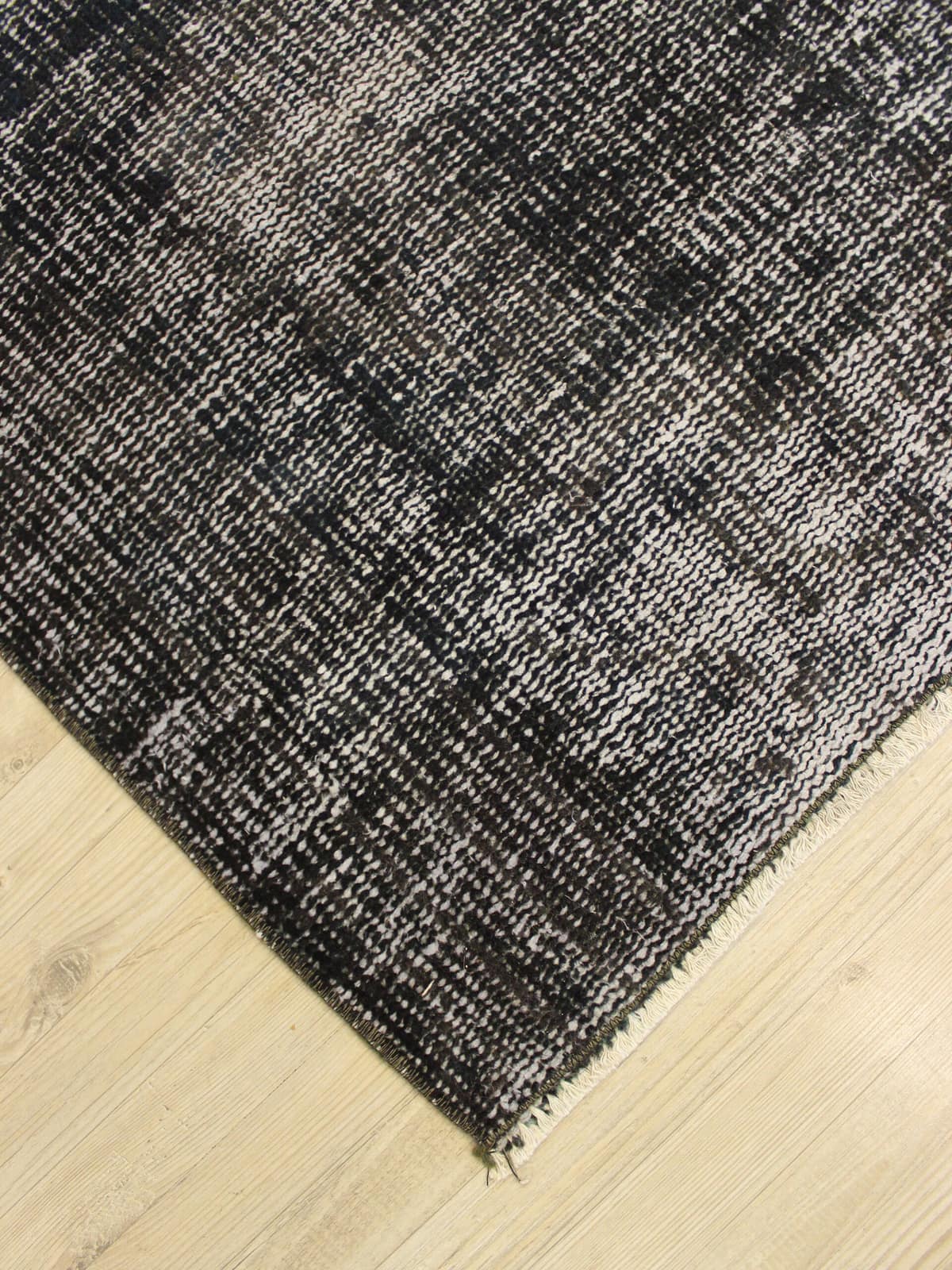 Distressed Vintage Wool Rug — detail view 5, handmade vintage rug