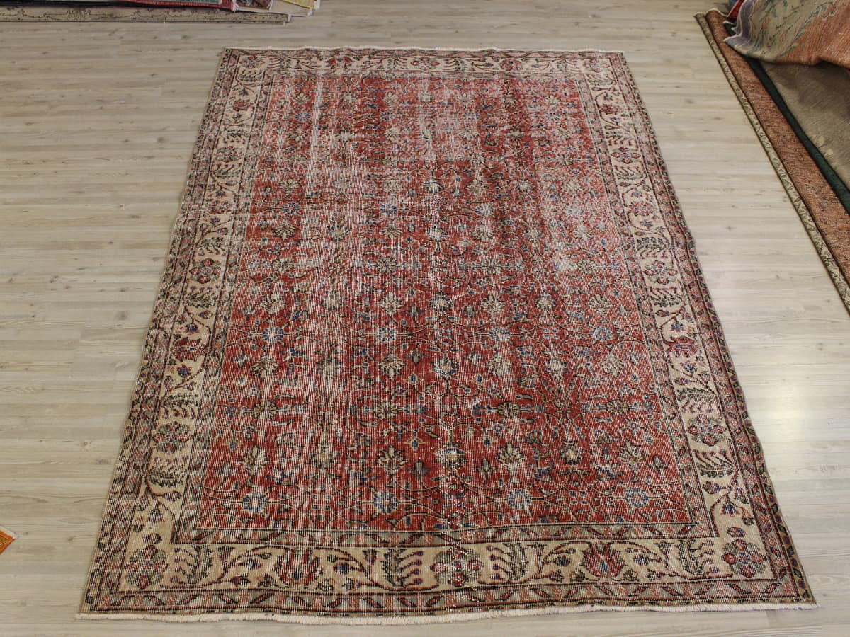Vintage Rug — detail view 3, handmade vintage rug