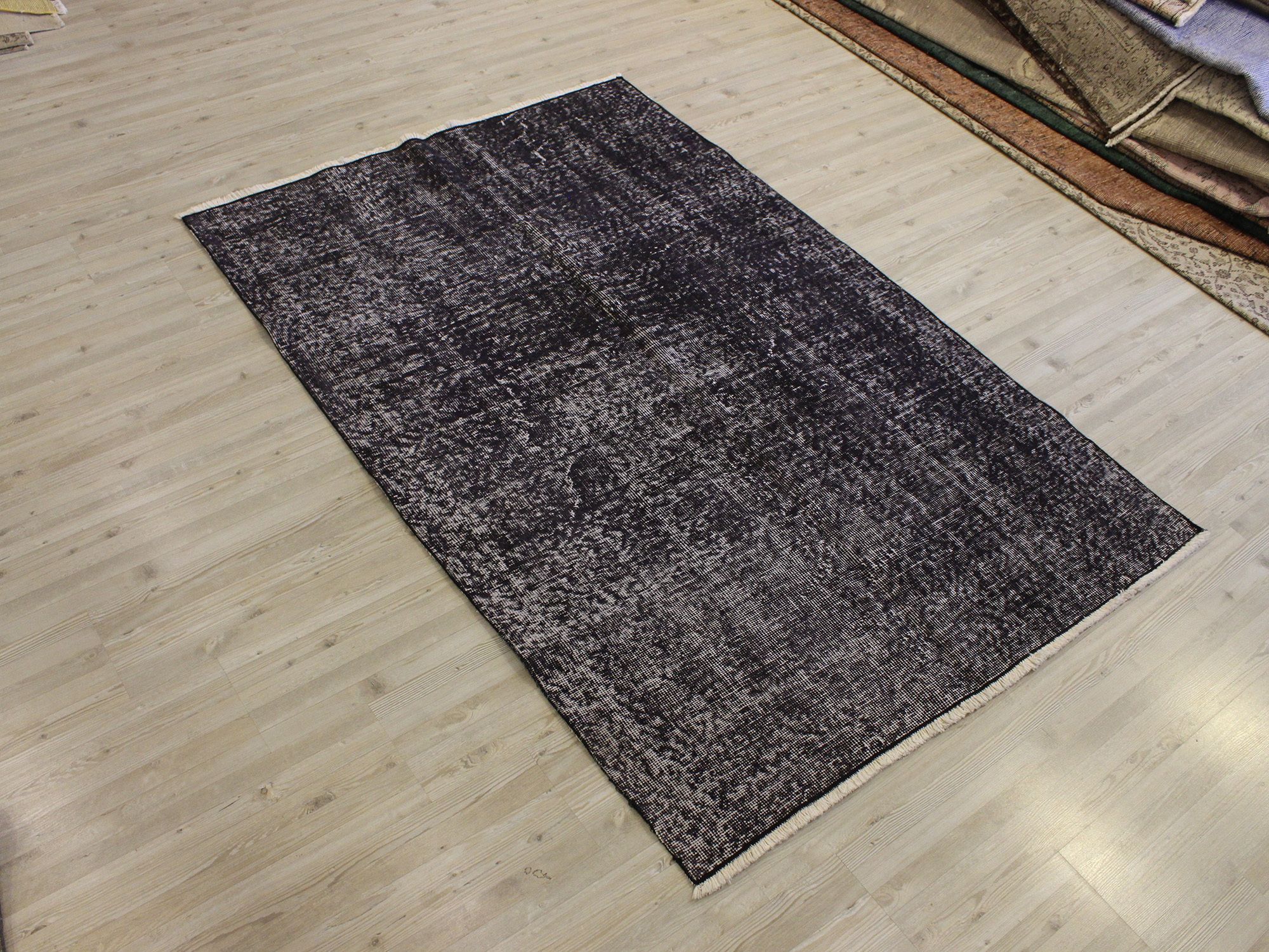 Distressed Vintage Rug, vintage rug, Handmade, hand-knotted wool & silk, size 120 × 178 cm, from Antalya