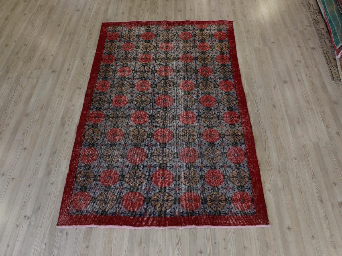 Hand-Woven Wool Rug — detail view 2, handmade vintage rug