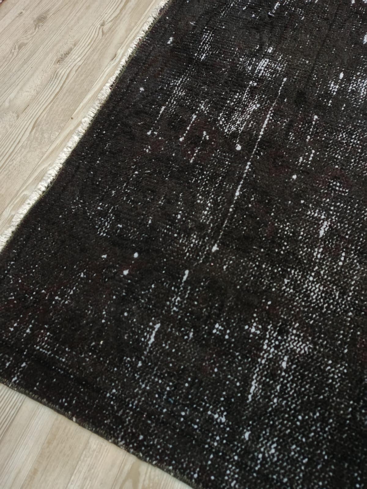 100% Handwoven Vintage Rug — detail view 4, handmade vintage rug