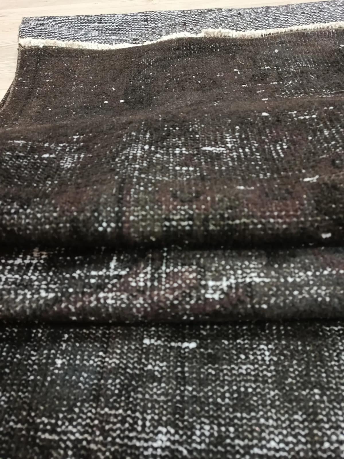 100% Handwoven Vintage Rug — detail view 3, handmade vintage rug