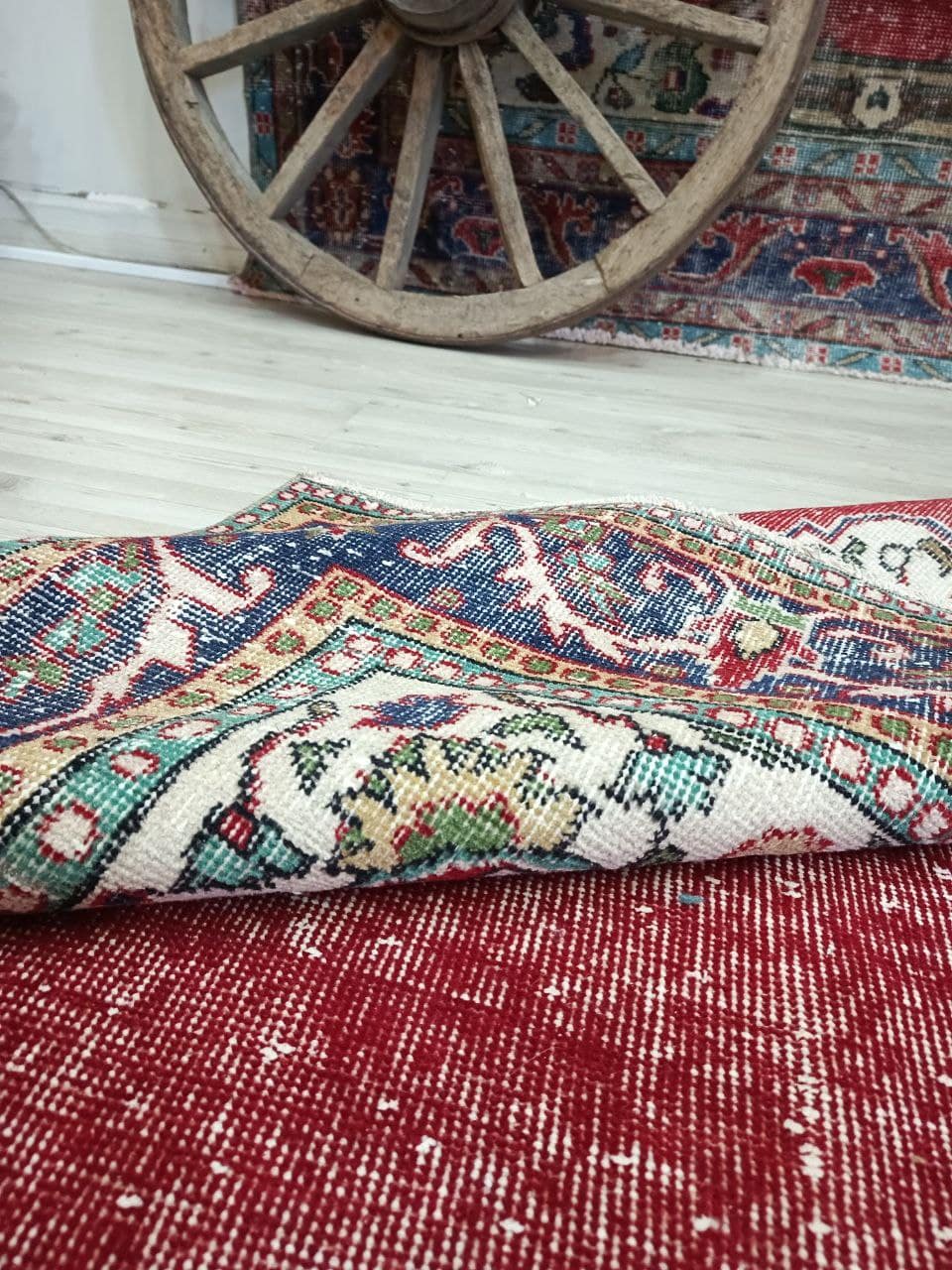100% Wool Vintage Distressed Rug — detail view 4, vintage vintage rug