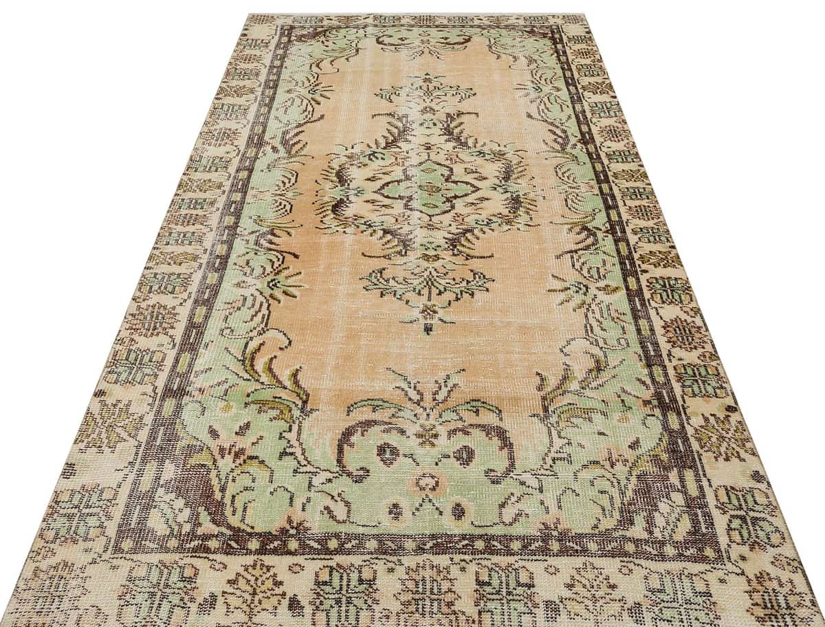 Vintage Rug Made of Natural Wool, Handmade rug, wool & silk wool/weave, size 168 × 275 cm, from Demirci, SKU 9887