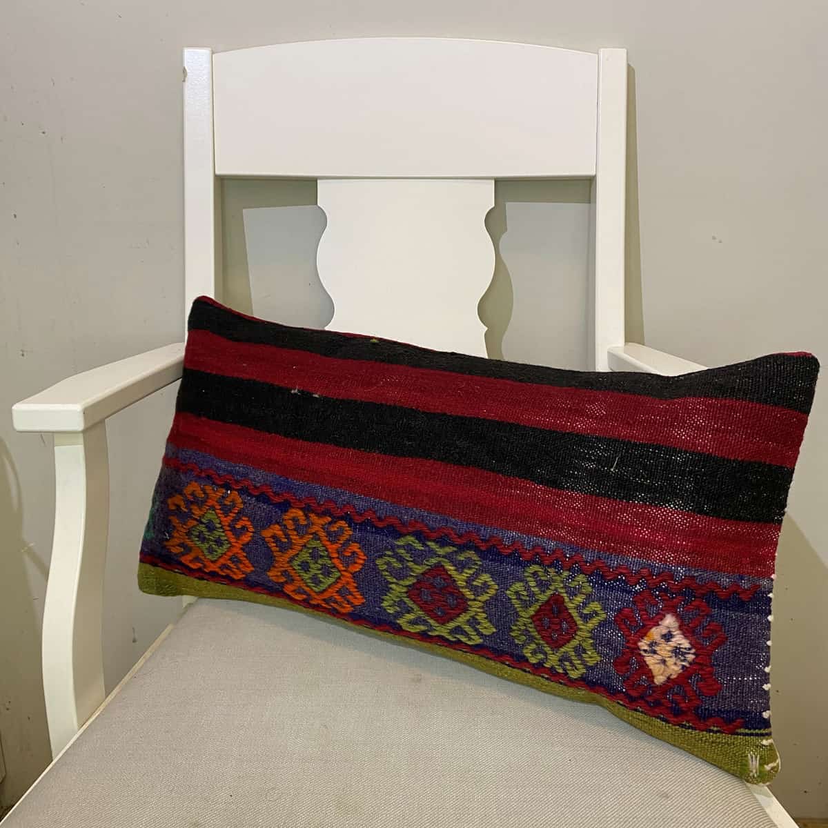 Hand-Woven Patchwork Pillowcase, Kilim rug, silk wool/weave, size 30 × 60 cm, from Gaziantep, SKU 611