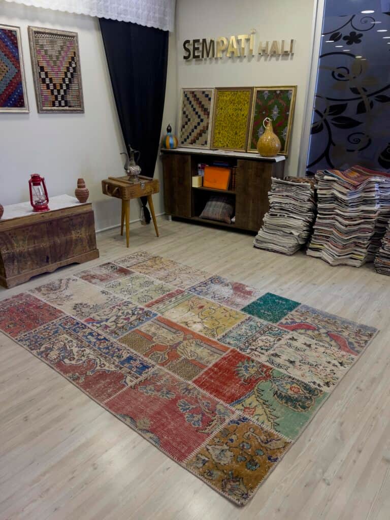 Vintage-Style Handwoven Patchwork Rug, Handmade rug, wool, cotton & silk wool/weave, size 162 × 232 cm, from Ladik, SKU 4007