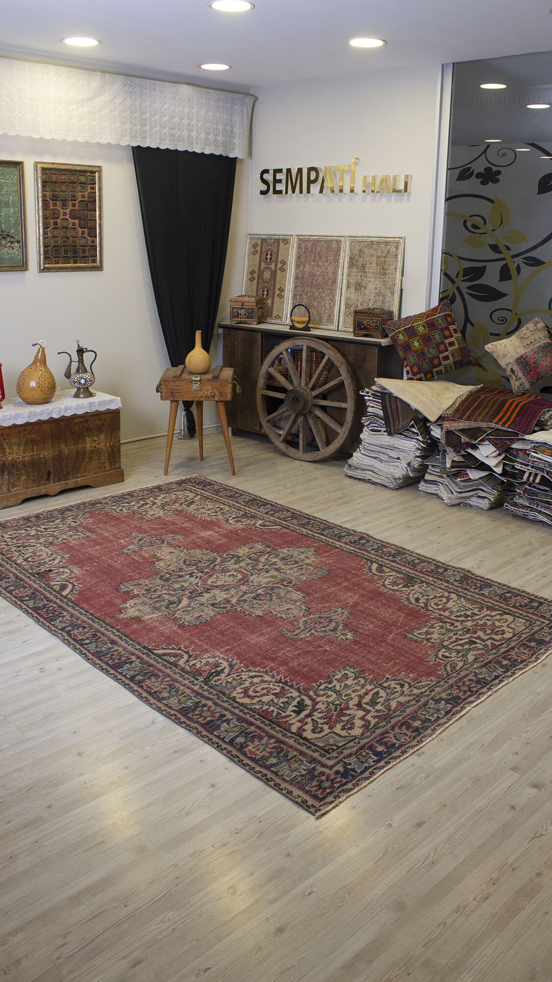 Handmade Anatolian Rug, Handmade rug, cotton wool/weave, size 177 × 277 cm, from Gaziantep, SKU 10486